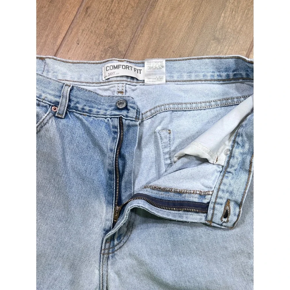 Levis 560 Comfort Fit Jeans‎ Mens 36x32 Light Wash Distressed Denim grunge